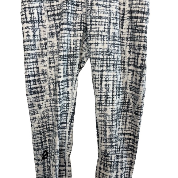 P'TULA High Rise Gray Print Leggings Skinny Leg Athletic Pants Gym Workout Small - Picture 5 of 16